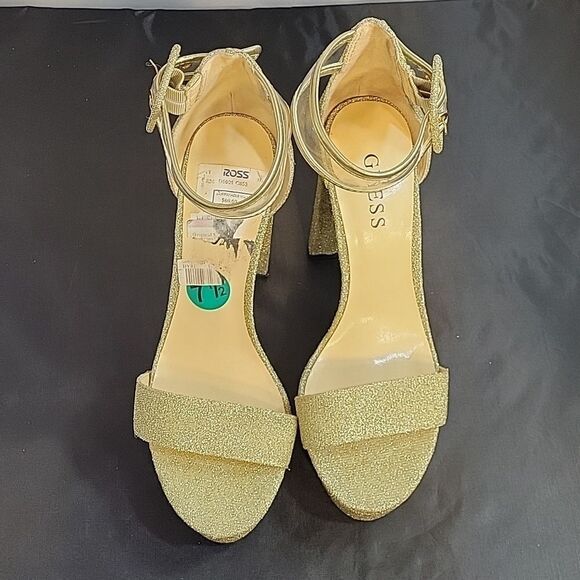 GUESS GOLD SPARKLY BLOCK HEELED ADJUSTABLE BUCKLE ANKLE STRAP OPEN TOE SANDAL - Picture 4 of 13